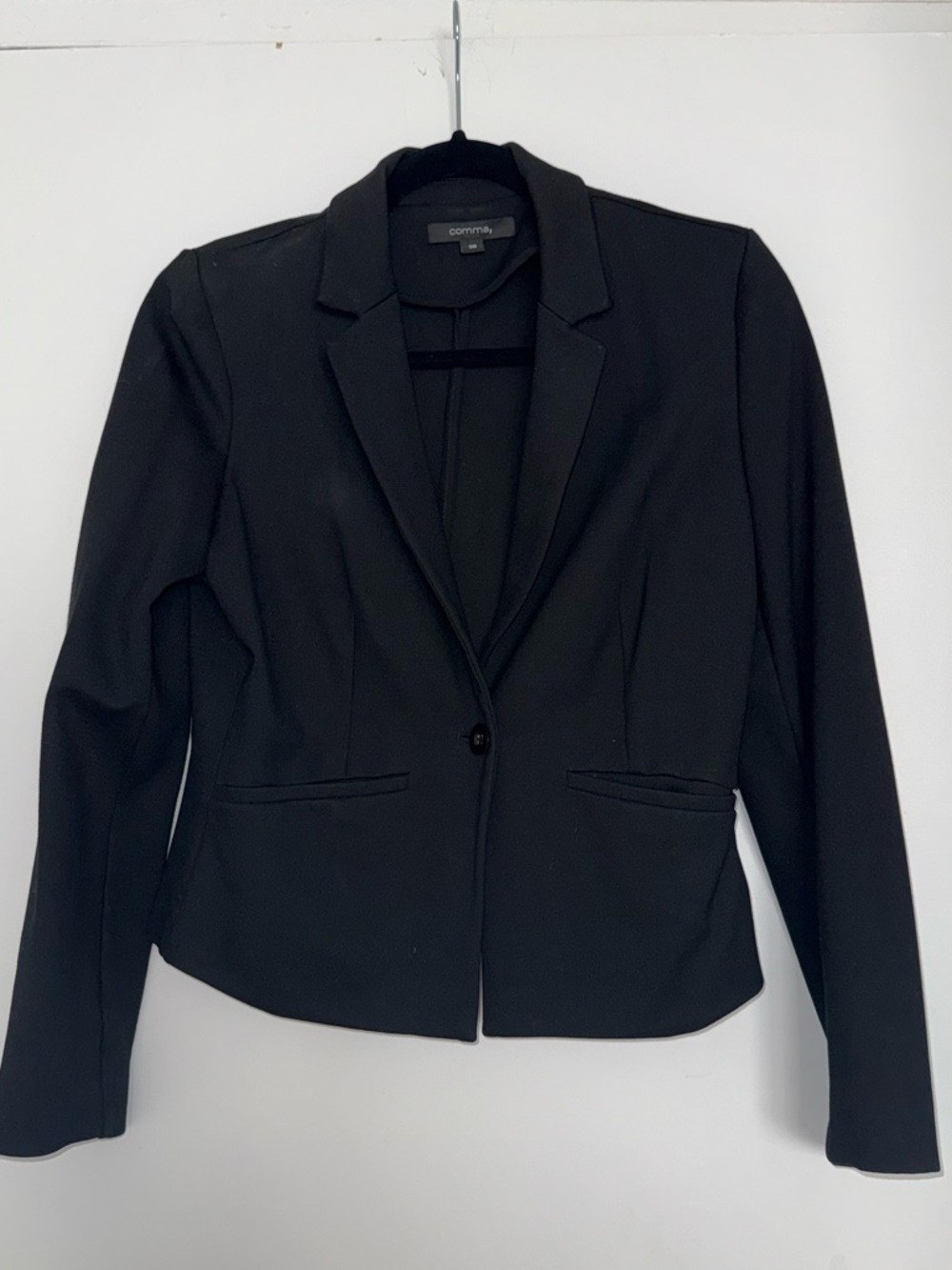 Comma Two-Pocket Black Single-Button Blazer